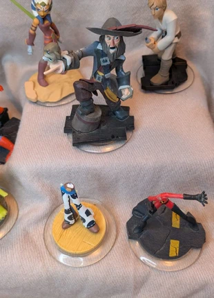 Disney infinity pas complet, marque: Disney, état: Satisfaisant, 8,99 €, 10,14 € Protection acheteurs incluse