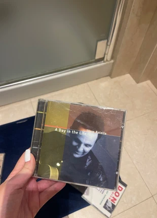 Thin Rotella, zustand: Sehr gut, 8,00 €, 9,10 € inklusive Vinted-Käuferschutz