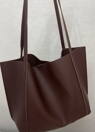 Grand tote bag marron • Sac cabas minimaliste en simili cuir • Style chic et moderne, marque: Tendance, état: Neuf sans étiquette, 25,00 €, 26,95 € Protection acheteurs incluse