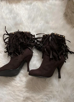 Bottines à talons femme daim marron – Taille 37 – Neuf, marque: Elite, état: Neuf sans étiquette, taille: 37, 15,00 €, 16,45 € Protection acheteurs incluse