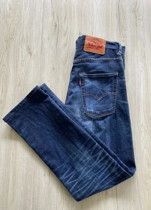 pantalon jean bleu lévis 551 droit, brand: Levi's, condizioni: Ottime, taglia: IT 38 | W29, €16.00, €17.50 include la Protezione acquisti