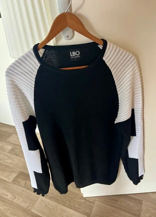 pull noir et blanc, brand: la boutique officielle, condizioni: Nuovo senza cartellino, taglia: L, €9.00, €10.15 include la Protezione acquisti