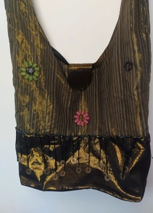 Borsa effetto raso con perline e oro / satin bag with beads and gold, marque: Vintage Dressing, état: Très bon état, 6,00 €, 7,00 € Protection acheteurs incluse