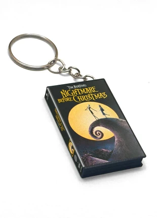 Portachiavi Mini VHS - Nightmare Before Christmas, merk: shoppingdanoi, staat: Heel goed, € 3,49, € 4,36 inclusief Kopersbescherming