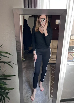 Pantalon avec rayures sur le côté, marke: Yessica, zustand: Sehr gut, größe: S / 36 / 8, 8,00 €, 9,10 € inklusive Vinted-Käuferschutz