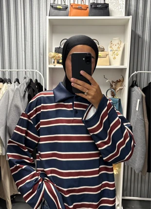 Pull rayé bleu bordeaux, brand: zelya.collection, condizioni: Nuovo con cartellino, taglia: Taglia unica, €17.00, €18.55 include la Protezione acquisti