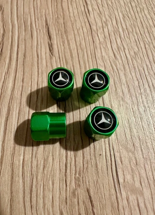 4 bouchons valves Mercedes vert neuf, marque: Mercedes, état: Neuf sans étiquette, taille: Taille unique, 15,00 €, 16,45 € Protection acheteurs incluse