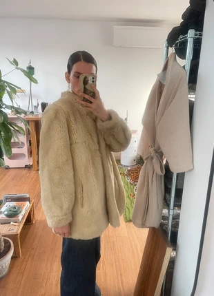 Veste fausse fourrure oversize, marque: Vintage, état: Très bon état, taille: S / 36 / 8, 80,00 €, 84,70 € Protection acheteurs incluse