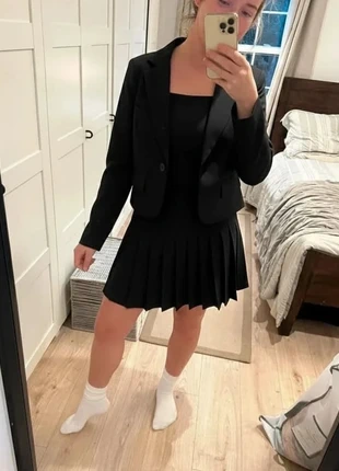 🖤 ensemble noir plissé – élégance intemporelle & allure minimaliste 🖤, brand: Capucine & Théa, condition: Very good, size: L / 40 / 12, €47.00, €50.05 includes Buyer Protection