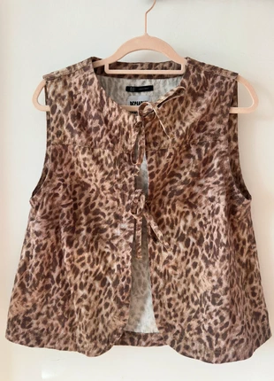 Leopard tie vest, brand: Reclaimed Vintage, condition: Very good, size: M / UK 12-14, £5.00, £5.95 includes Buyer Protection