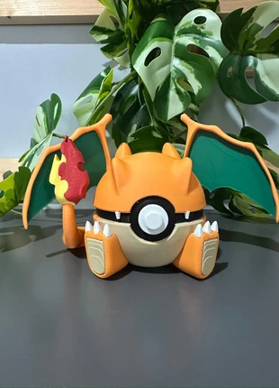 Pokeball Pokemon inspired By Charizard, marca: Pokémon, estado: Muy bueno, tamaño: Talla única, 8,99 €, 10,14 € Protección al comprador incluida