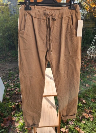 Magnifique pantalon Magnifique, marque: Ineo Couture, état: Neuf sans étiquette, taille: Taille unique, 17,00 €, 18,55 € Protection acheteurs incluse