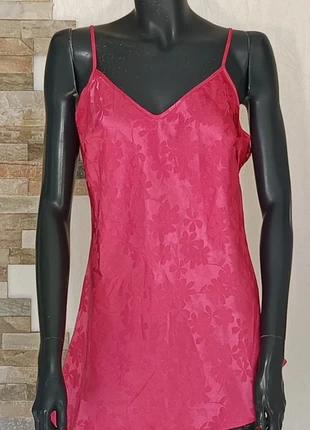 Jolie haut Cannelle, marque: Cannelle, état: Très bon état, taille: L / 40 / 12, 6,00 €, 7,00 € Protection acheteurs (Pro) incluse