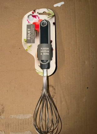 Fouet, marque: Urban Living, état: Neuf avec étiquette, 3,00 €, 3,85 € Protection acheteurs incluse