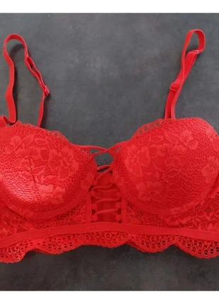 Soutien gorge Push up, marque: Undiz, état: Neuf sans étiquette, taille: 90B, 4,00 €, 4,90 € Protection acheteurs incluse