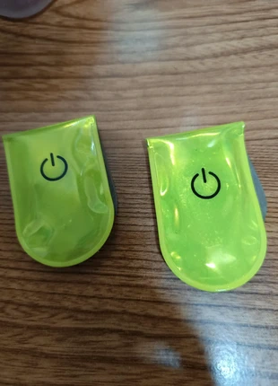 Led corrida 2pcs, marca: sem marca, estado: Bom, €4.00, €4.90 inclui Proteção do Comprador