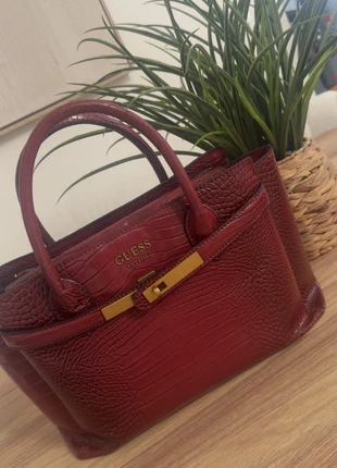 Sac Guess, brand: GUESS, condition: Very good, €45.00, €47.95 includes Buyer Protection