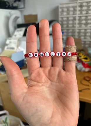 Hamilton Ferrari Bracelet 3, merk: bijoux benthe, staat: Nieuw zonder prijskaartje, € 4,50, € 5,43 inclusief Kopersbescherming