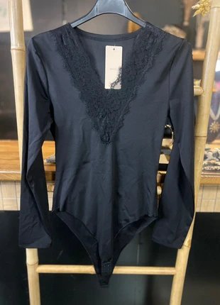 Body noir avec dentelle, merk: Made In Italy, staat: Heel goed, maat: Universele maat, € 13,00, € 14,35 inclusief Kopersbescherming Pro