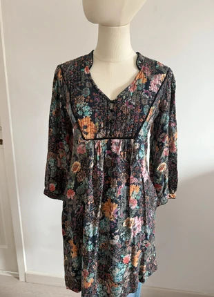 Robe Morgan à fleurs T 36, marque: Morgan, état: Très bon état, taille: S / 36 / 8, 10,00 €, 11,20 € Protection acheteurs (Pro) incluse