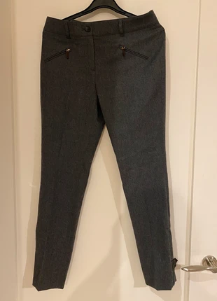 Luxury Italian Wool Blend Slim Trousers by Reggiani - Grey, brand: reggiani, condition: Very good, size: S / 36 / 8, €30.00, €32.20 includes Buyer Protection