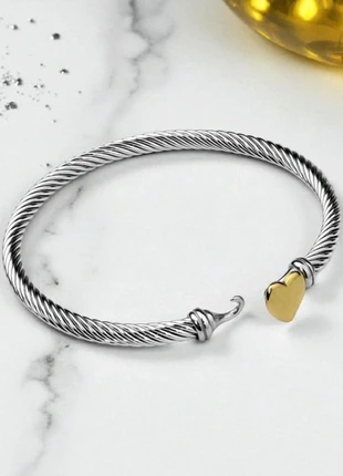 Joli bracelet jonc tendance fermoir coeur  doré en acier inoxydable argenté, brand: Cosmos, condition: New without tags, €16.90, €18.45 includes Buyer Protection Pro
