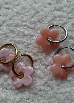 Boucles d'oreilles fleurs, merk: Fleur, staat: Nieuw met prijskaartje, € 5,00, € 5,95 inclusief Kopersbescherming