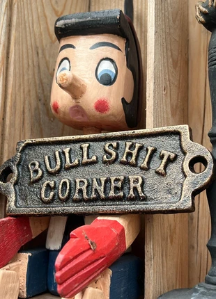 Cast Iron Wall Sign – Bullshit Corner, marque: Cast Iron Wall Sign – “Bullshit Corner” Add a bold, état: Neuf sans étiquette, 10,00 €, 11,20 € Protection acheteurs (Pro) incluse