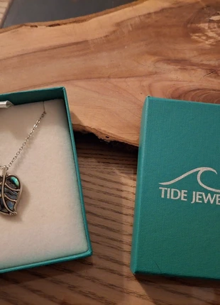 Collier argenté, marque: tide jewellery, état: Neuf avec étiquette, 3,00 €, 3,85 € Protection acheteurs incluse