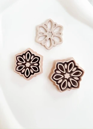 Sneeuwvlokken 2 stuks Polymer clay fimo klei, marca: FIMO, estado: Como novo, €3.50, €4.38 inclui Proteção do Comprador