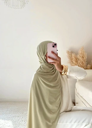 Hijab jersey premium vert pastel, état: Très bon état, 7,00 €, 8,05 € Protection acheteurs incluse
