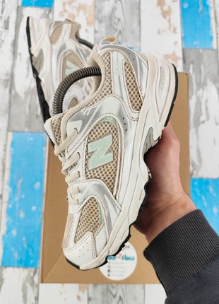 Baskets Sneackers New Balance 530 Running << White Green >> Taille 34.5, merk: New Balance, staat: Heel goed, maat: 34.5, € 55,00, € 58,45 inclusief Kopersbescherming Pro