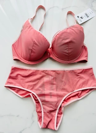 Ensemble Lingerie Darjeeling Tina 90D M Neuf, marque: Darjeeling, état: Neuf avec étiquette, taille: M / 38 / 10, 29,99 €, 32,19 € Protection acheteurs (Pro) incluse