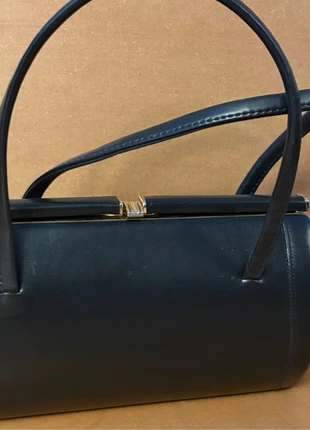 chic vintage-inspired handbag, brand: NO LABEL, condition: Good, £4.99, £5.94 includes Buyer Protection