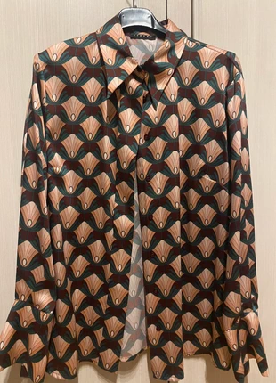 Camicia raso, brand: Sisley, condizioni: Ottime, taglia: S / IT 40 / EU 36, €10.00, €11.20 include la Protezione acquisti