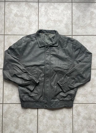 Grey Real authentic leather jacket size M winter streetwear, marque: Vintage Dressing, état: Très bon état, taille: M, 24,99 €, 26,94 € Protection acheteurs incluse