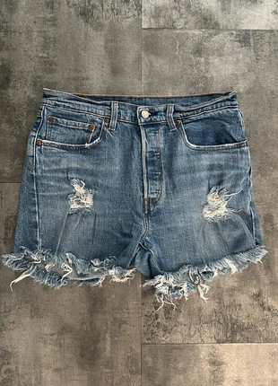 🛒Short en jean Levi's 501 W30🛒(2E708), brand: Levi's, condition: Very good, size: M / 38 / 10, €20.00, €21.70 includes Buyer Protection Pro
