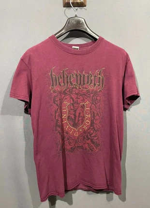T-Shirt Behemoth vintage, brand: Vintage Dressing, condizioni: Ottime, taglia: M, €15.00, €16.45 include la Protezione acquisti Pro