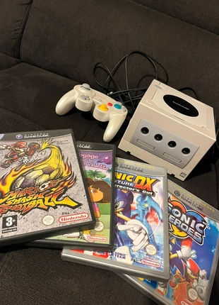 Gamecube 2001, marque: GAMECUBE, état: Très bon état, 450,00 €, 473,20 € Protection acheteurs incluse