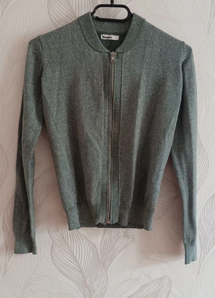 Gilet femme XS Bizzbee 🧥, marca: Bizzbee, estado: Muito bom, tamanho: XS / 34 / 6, €4.00, €4.90 inclui Proteção do Comprador