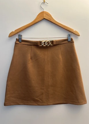 Petite jupe en daim, marca: Boutique Parisienne, estado: Muito bom, tamanho: S / 36 / 8, €8.00, €9.10 inclui Proteção do Comprador