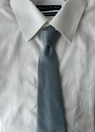 Cravate grise à motifs géométriques – Mark Seven Fashion, marque: Vintage Dressing, état: Très bon état, 5,00 €, 5,95 € Protection acheteurs incluse