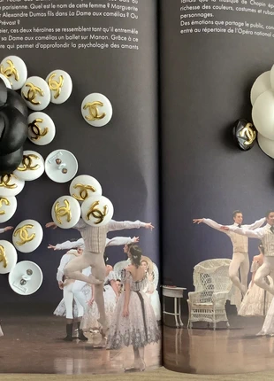 Buttons, marque: Chanel, état: Très bon état, 12,00 €, 13,30 € Protection acheteurs incluse