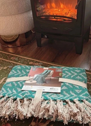 Blanket plaid 150x200cm, marca: The Home Deco Factory, estado: Novo com etiquetas, tamanho: 150 x 200 cm, €15.00, €16.45 inclui Proteção do Comprador