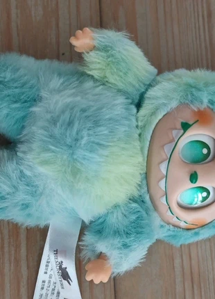 Labubu vert, brand: Monster, condition: New without tags, size: 4 years / 104 cm, €5.00, €5.95 includes Buyer Protection