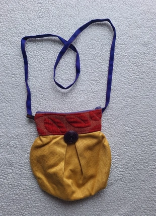 Petit sac bandoulière format pochette jaune rouge et mauve artisanal fait main, marque: Fait Main, état: Très bon état, 12,00 €, 13,30 € Protection acheteurs incluse