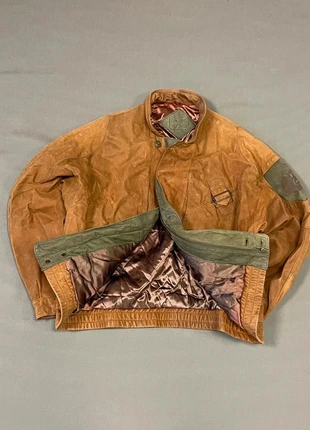 Vintage Brown Leather Bomber Jacket – Timeless Design 📴, marque: Vintage Dressing, état: Très bon état, taille: M, 48,00 €, 51,10 € Protection acheteurs incluse