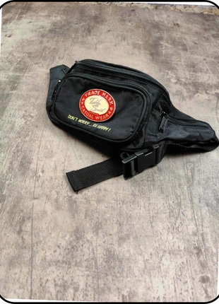 saccoche banane noir vintage teddy smith, merk: Teddy Smith, staat: Heel goed, € 21,00, € 22,75 inclusief Kopersbescherming