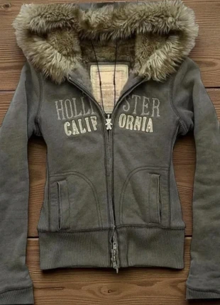 hollister y2k fur zip up hoodie, brand: Hollister, condition: New without tags, size: 4 / S, $27.80, $29.89 includes Buyer Protection