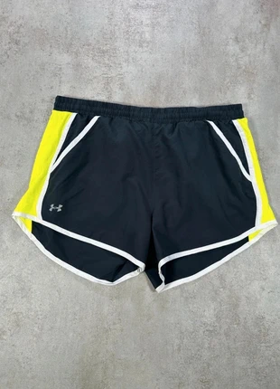 Shorts Under Armour bleu marine et taille M, marque: Under Armour, état: Très bon état, taille: M / 38 / 10, 5,00 €, 5,95 € Protection acheteurs (Pro) incluse